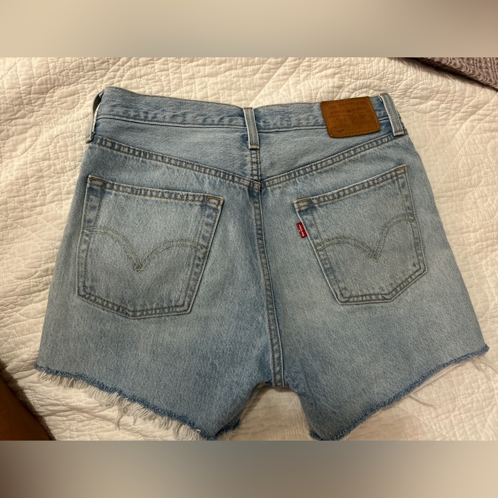 Light Blue Levi’s Denim shorts